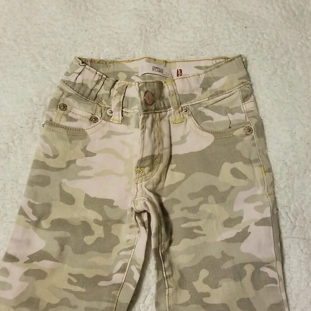 Levi's Girl's Stretch Flare Camo Jeans